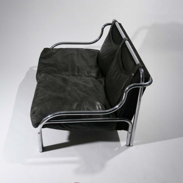 Gae Aulenti Stringa two seater black leather sofa
