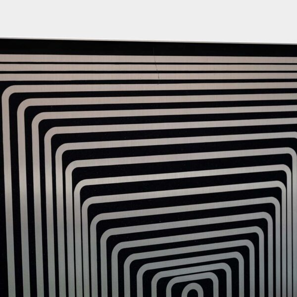 Structure En Progression Positive by Yvaral (Jean-Pierre Vasarely)