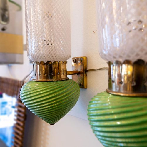 Pair of 1930s Murano clear white and green glass on brass wall lights