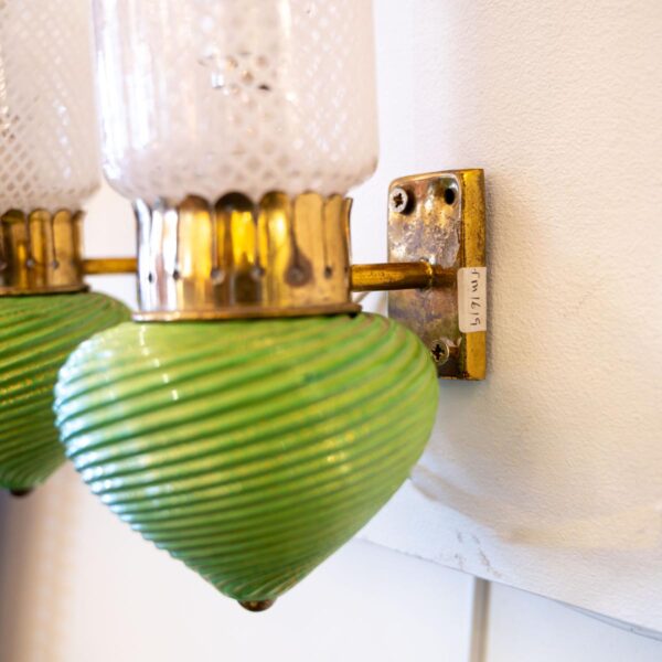 Pair of 1930s Murano clear white and green glass on brass wall lights