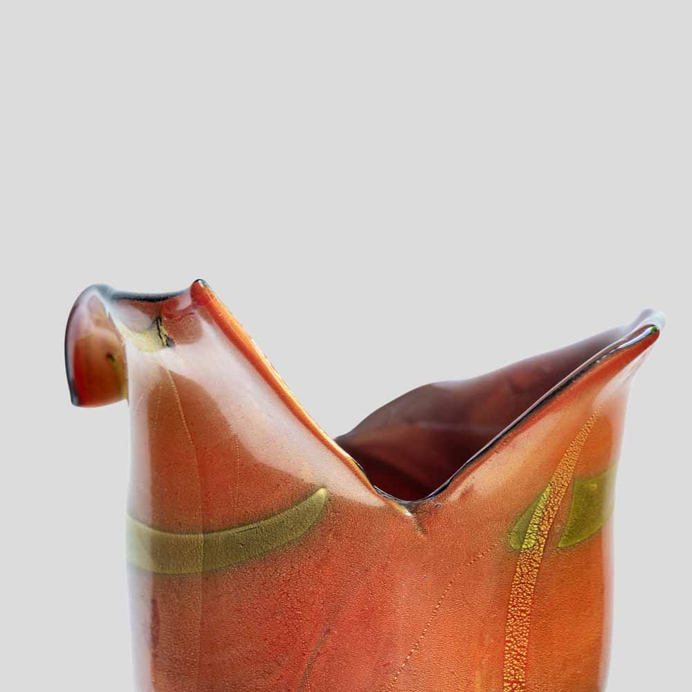 Burnt orange and gold leaf inclusion glass vase by Nichetto-FM486 (6)