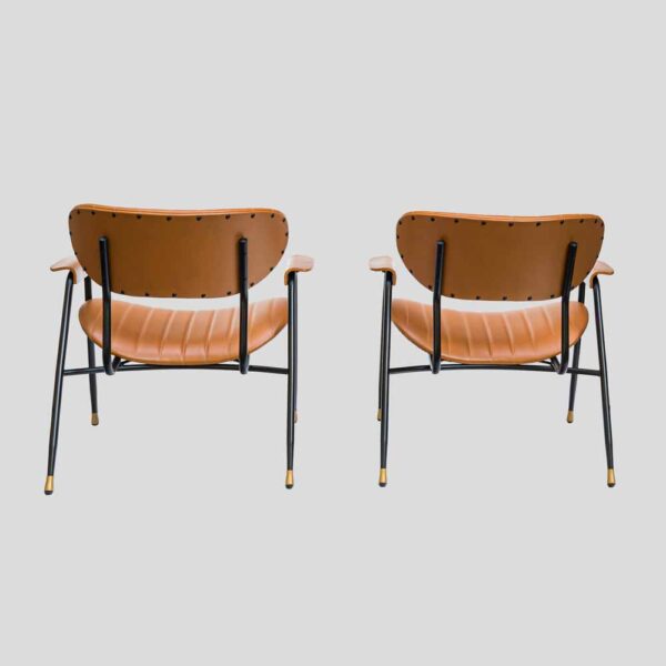 Pair of armchairs leather upholstery by Gastone Rinaldi for Rima